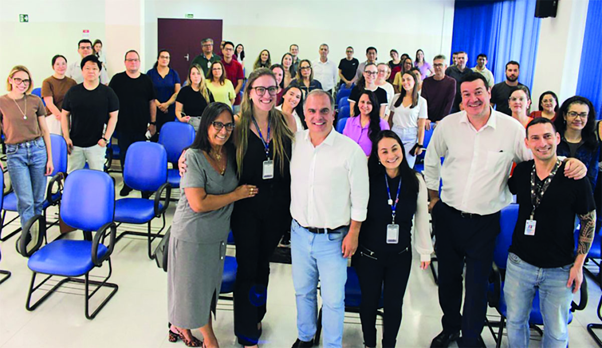 Téo Cusatis acompanhou o terceiro dia de treinamentos dados na Escola de Governo com foco em eficiência no agendamento e encaminhamento de pacientes