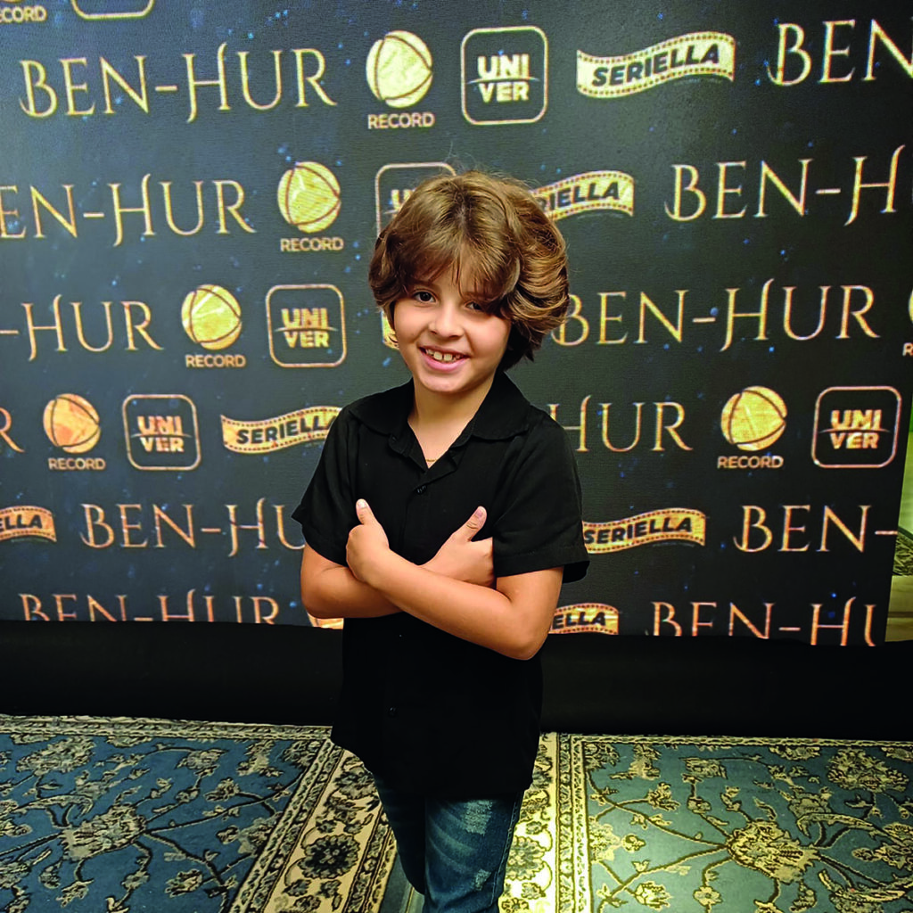 O ator mirim e modelo Kevinho Rodrigues estreia no segundo semestre de 2026 na série "Ben-hur", da Record TV, interpretando o personagem Senmut, e aguarda o lançamento do longa-metragem "Caminhos da Cruz". Ele está “Em Evidência”, com Fabíola Pupo.
