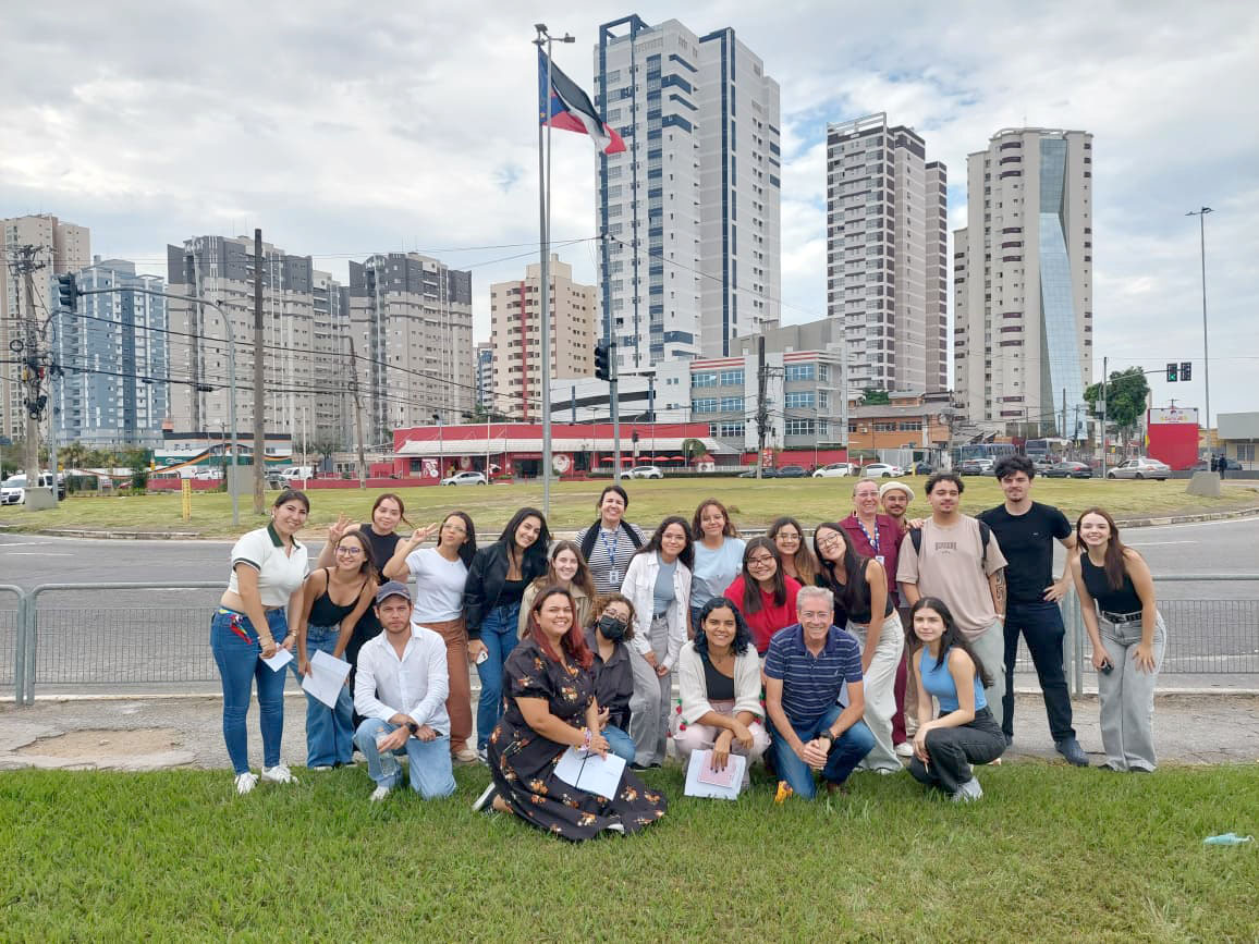 Foto: Divulgação/UMC Estudantes da UMC e da Universidad de Guadalajara realizam visita técnica ao Nova Mogilar para mapear pontos críticos do sistema viário e projetar alternativas para o trânsito local